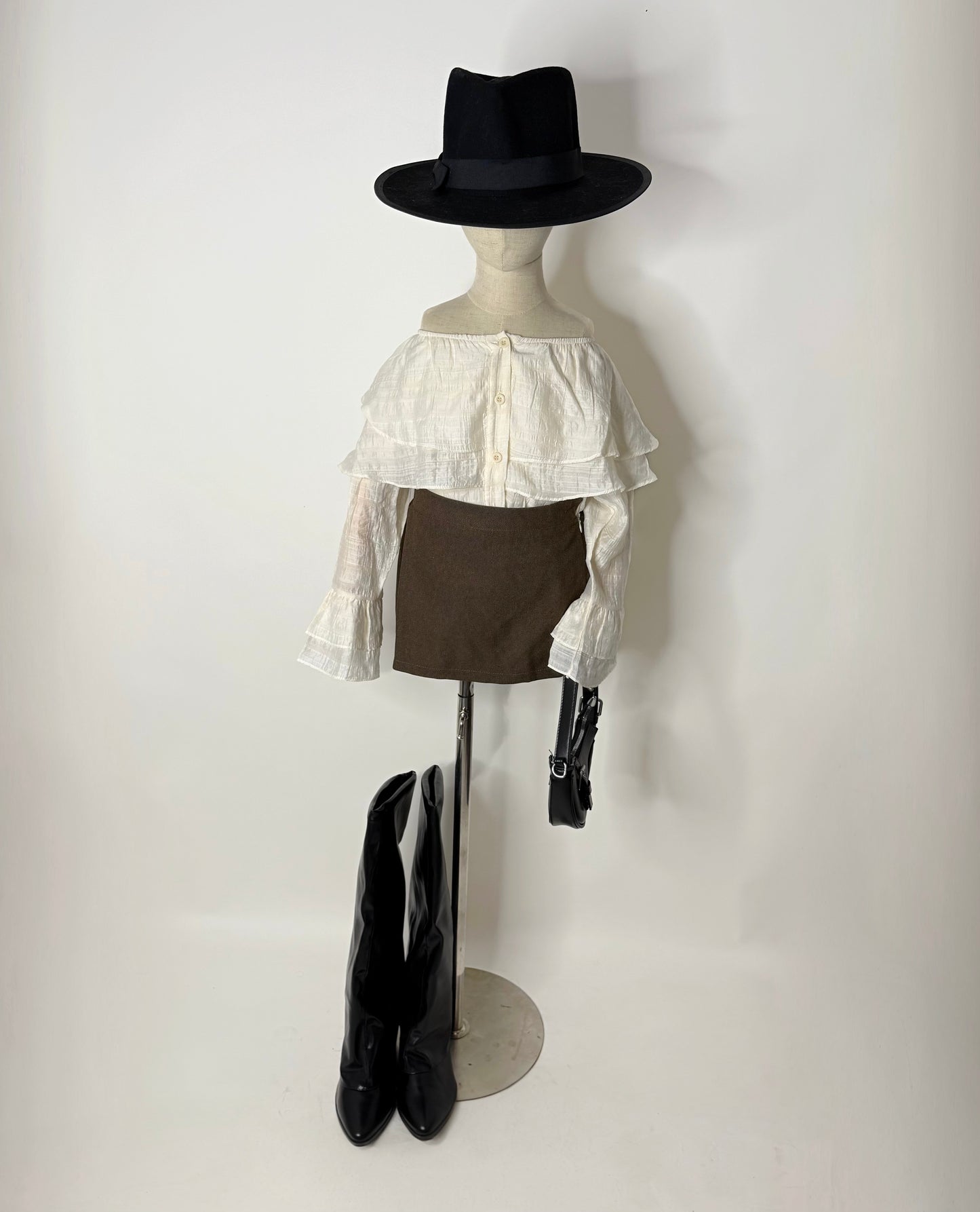 Falling For You Crème Blouse