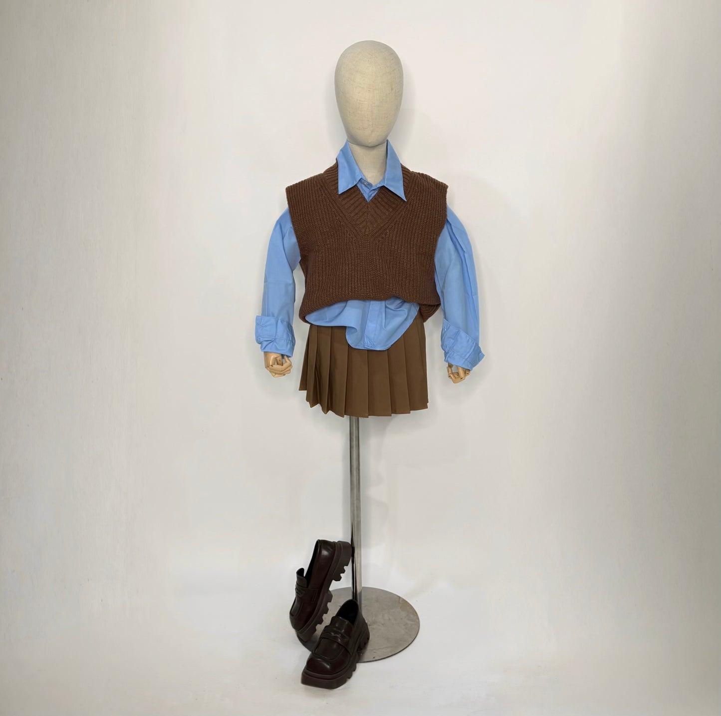 スカイ・ボタンダウン